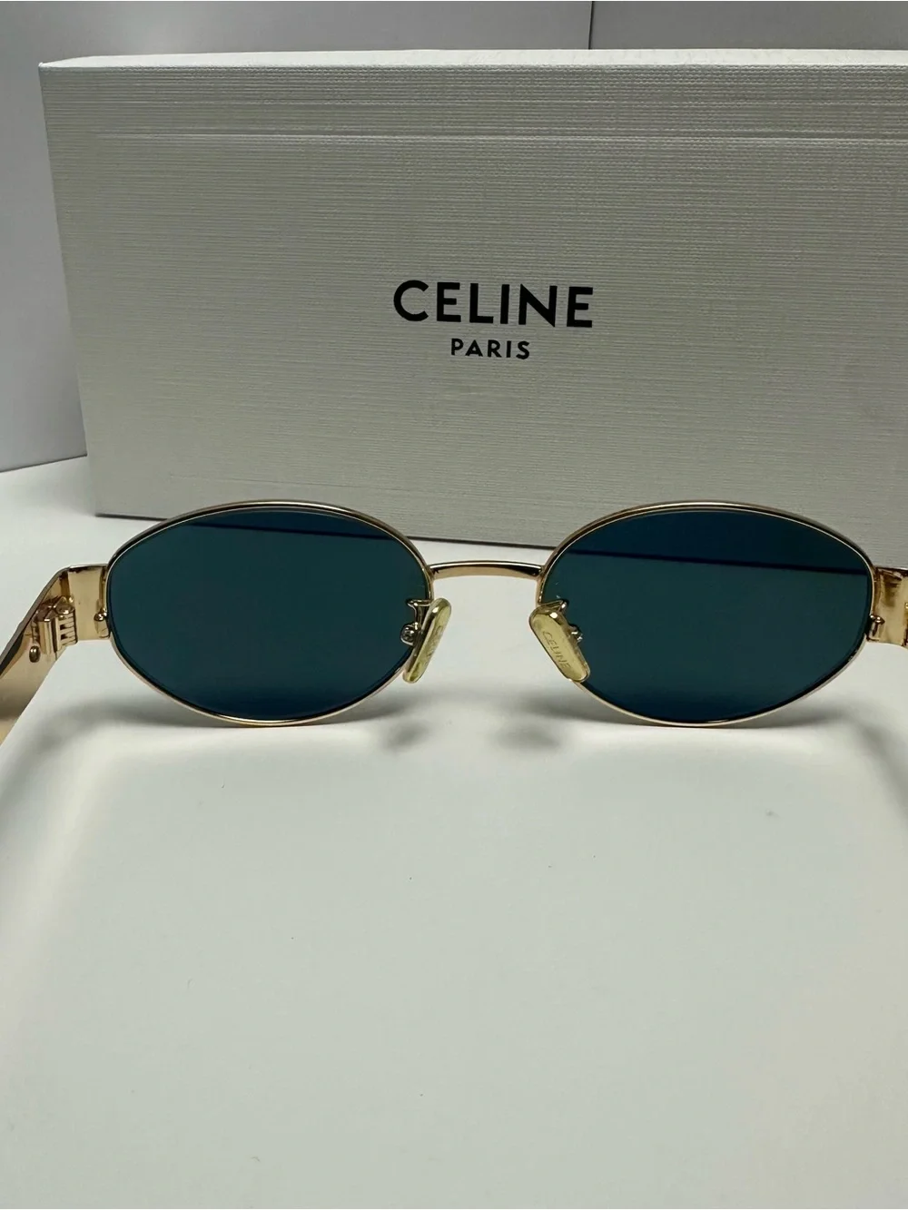 Audrey & Celine gold tone